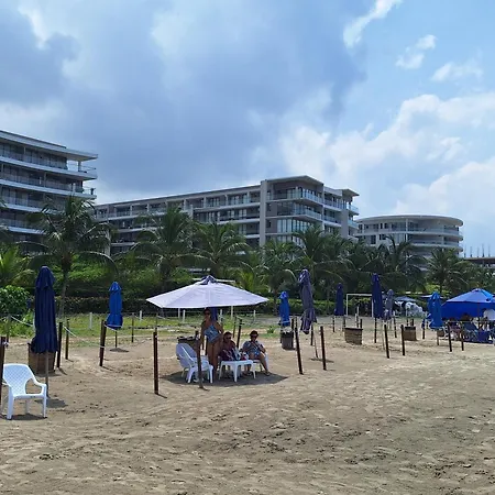 Playa Uso Exclusivo Serena Del Mar * Cartagena